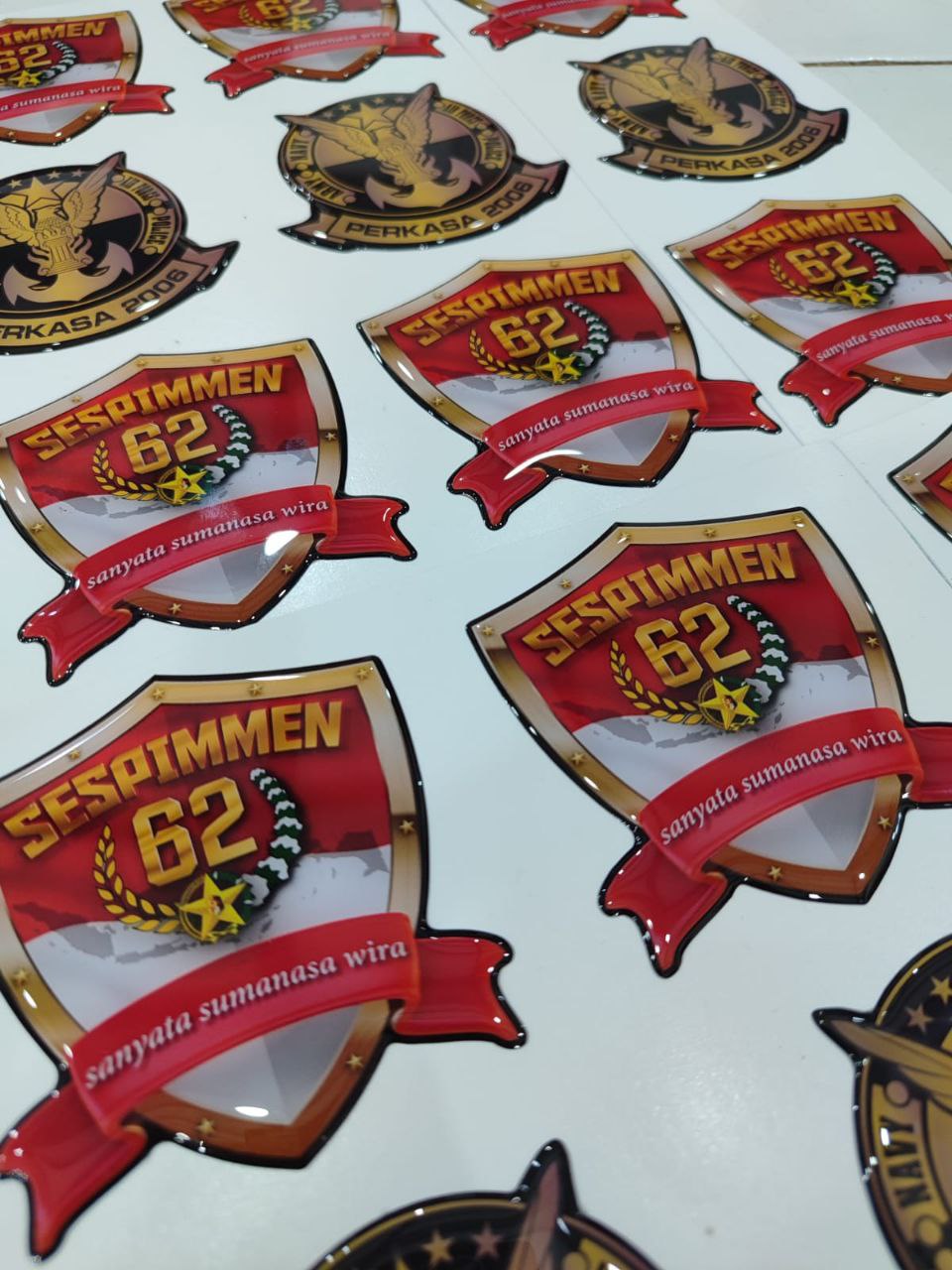 Stiker Timbul Resin Murah seindonesia